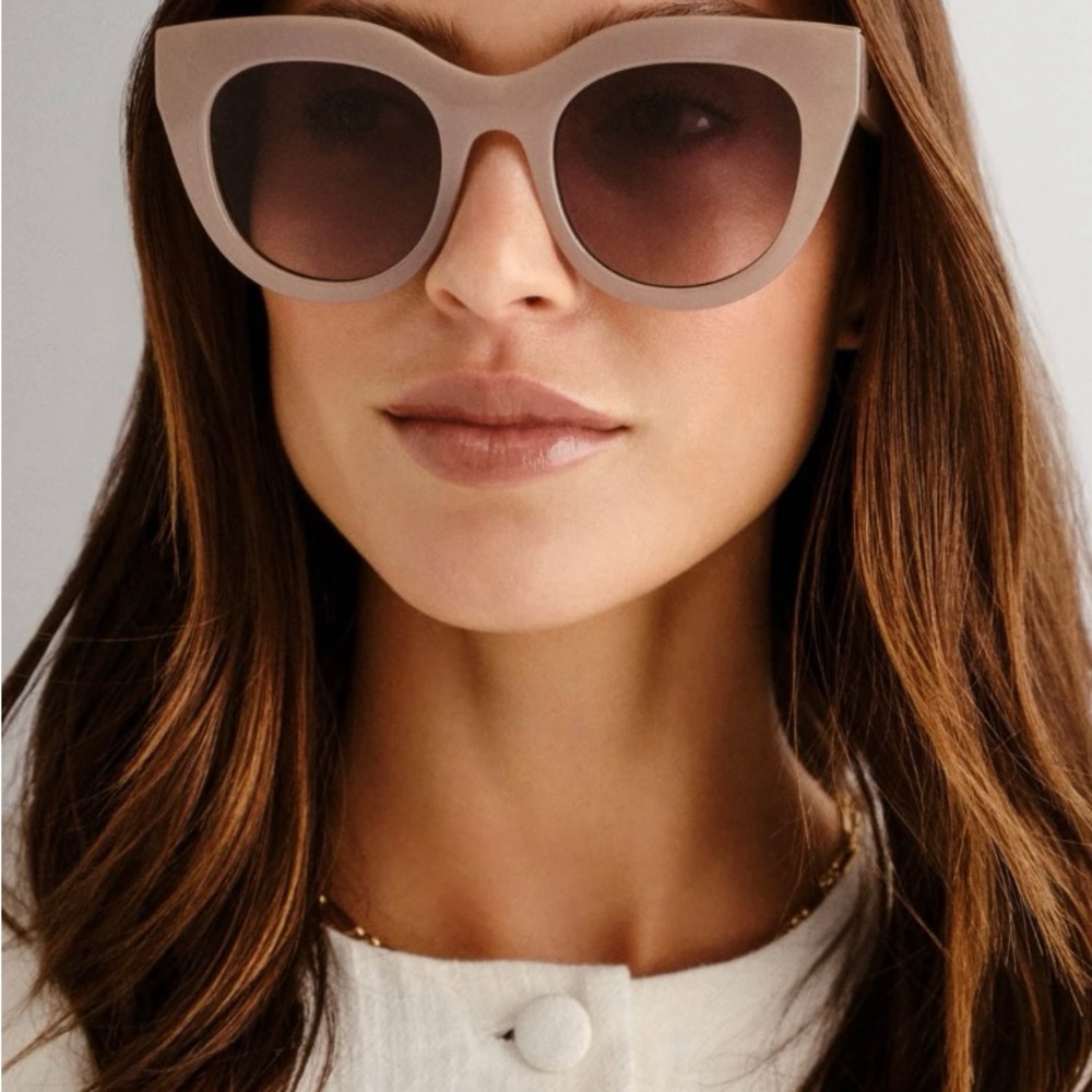 Le Specs air heart sunglasses oatmeal